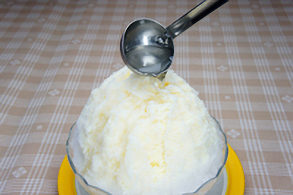 蜜をまんべんなくかける
